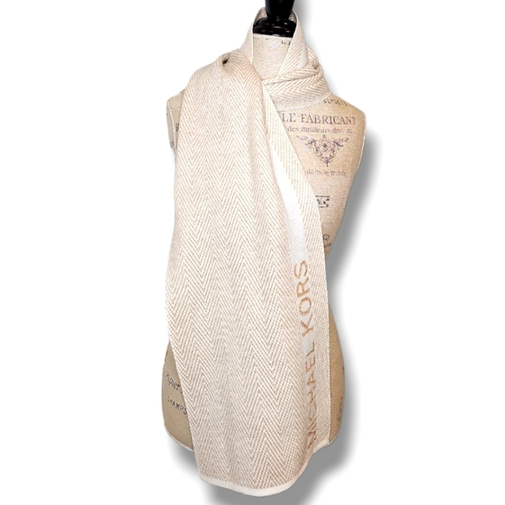 Michael Kors Cream & Gold Metallic Zig Zag Logo Scarf - OS